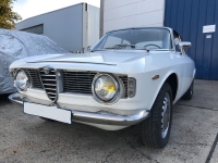 Alfa Romeo Coupé Bertone 1600